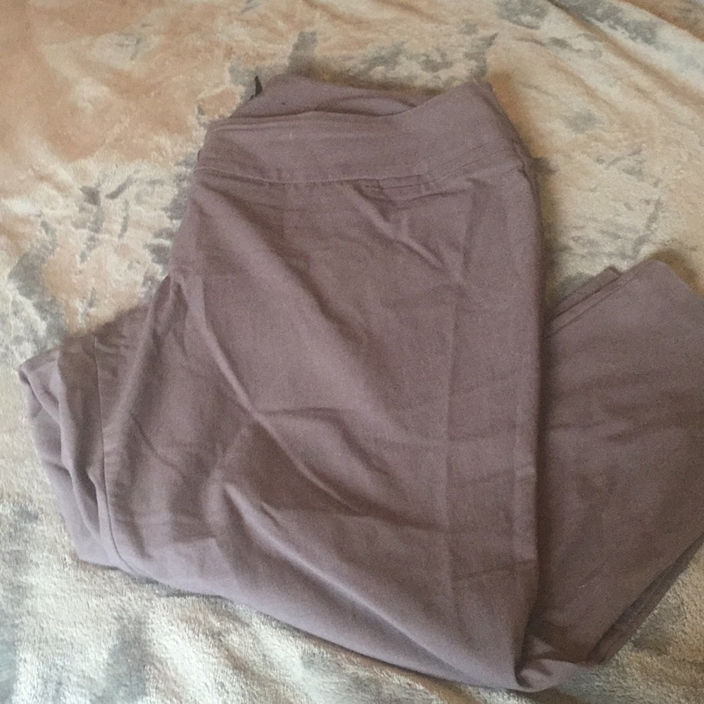 Torrid Size 16 Gray Slacks